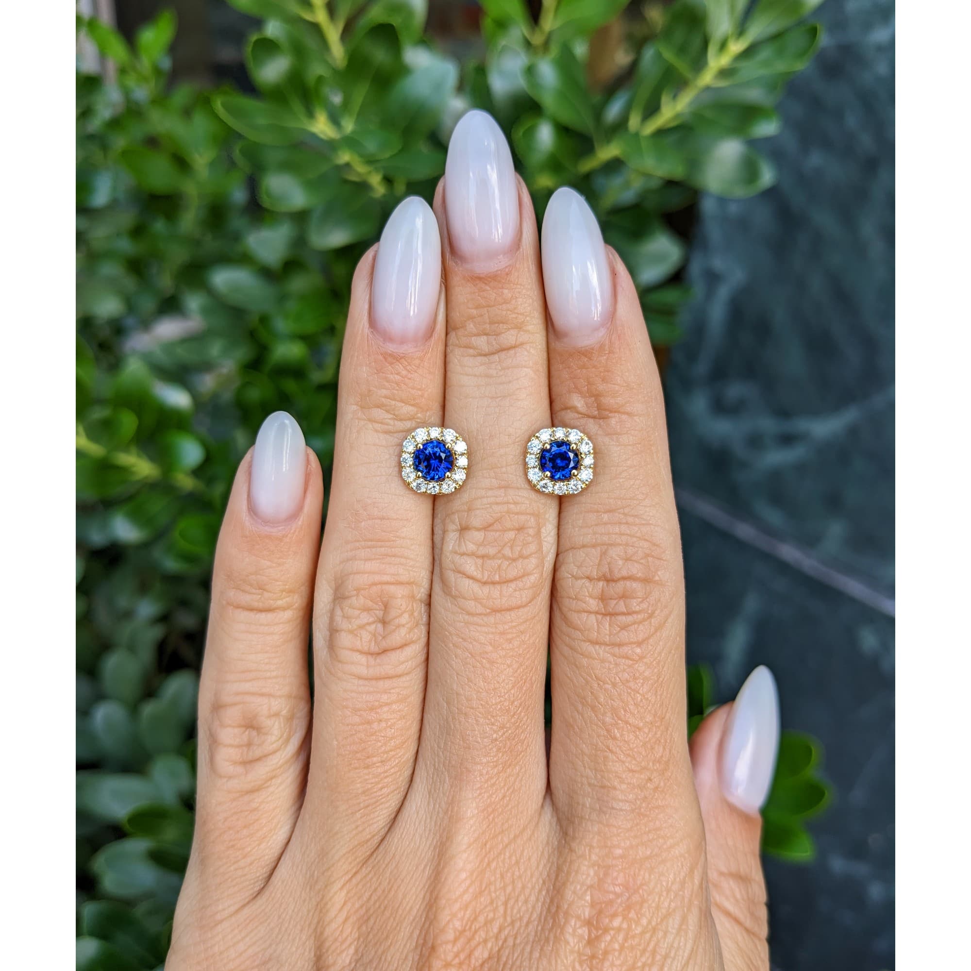 1.06 CT Round Sapphire and Diamond Halo Earring