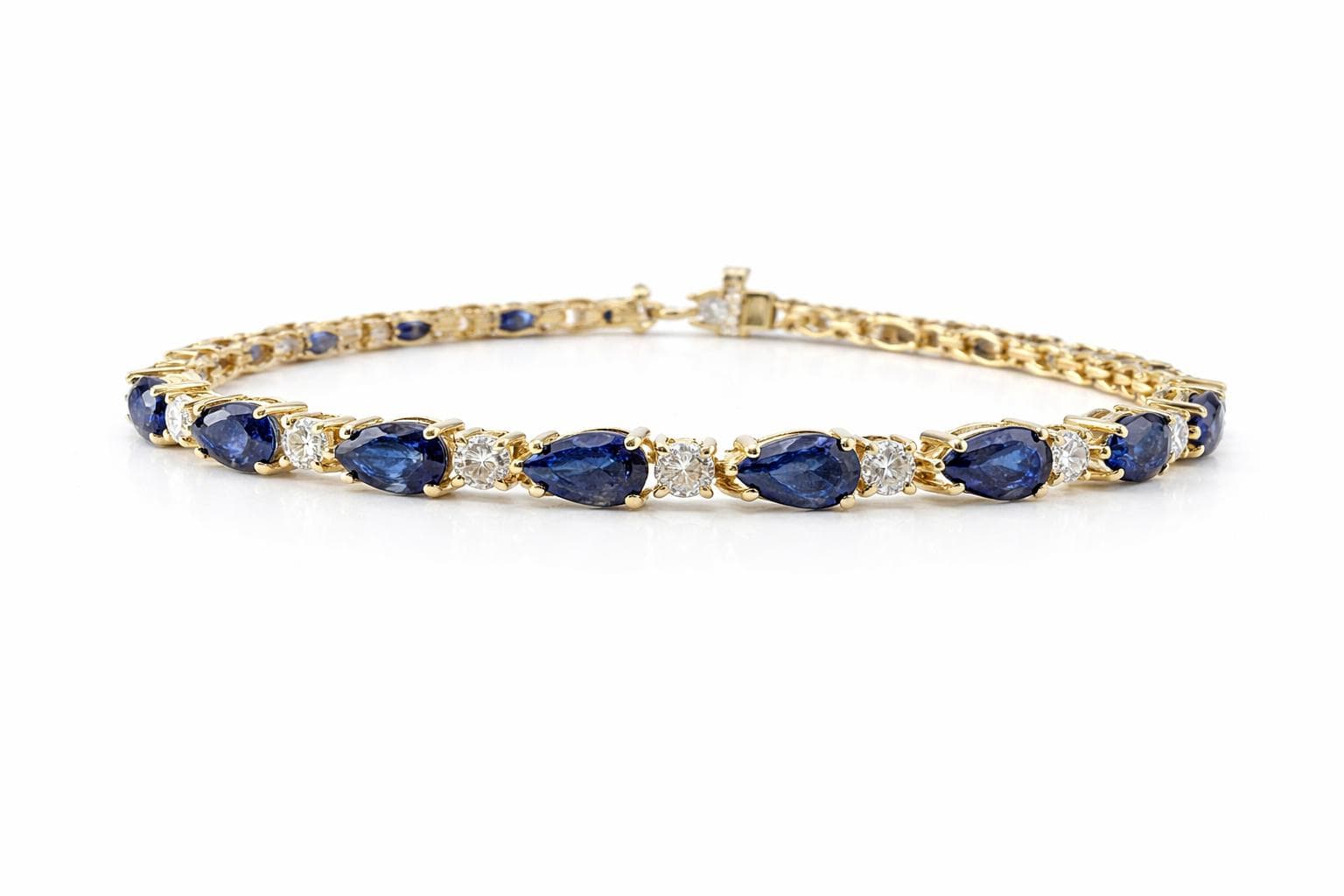 9.21 CT Pear Shape Sapphire and Diamond Bracelet