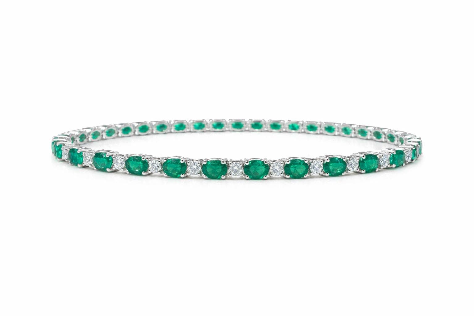 12.01 ct Emerald and Diamond Bracelet